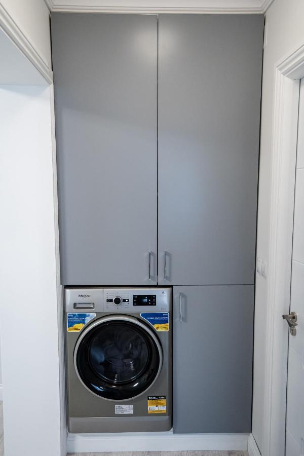 Gabi Apartament Suceava Esterno foto